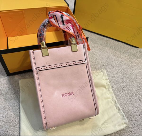 mini cross body mobile bag designer shoulder bags classic letter embossed oblique cross handbag womens wallet with scarves
mini cross body mobile bag designer shoulder bags classic letter embossed oblique cross handbag womens wallet with scarves