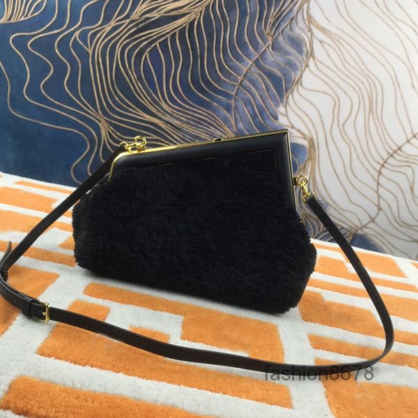 evening bags fashion dumplings handbags messenger bag samll blackl wool shoulder bags women crossbody handbag purse classic letter package
evening bags fashion dumplings handbags messenger bag samll blackl wool shoulder bags women crossbody handbag purse classic letter package