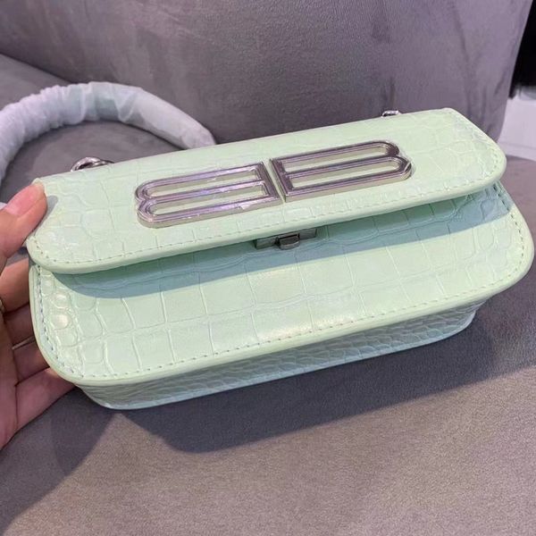 designer luxury womens bag balencigas handbag b-shaped paris single shoulder messenger fashion square gift shoulder oblique span versatile h
designer luxury womens bag balencigas handbag b-shaped paris single shoulder messenger fashion square gift shoulder oblique span versatile h