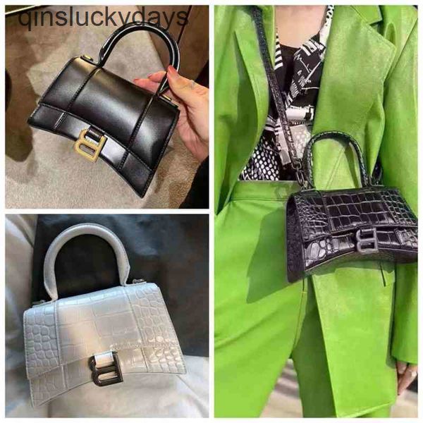 bag italy balenciga handbag designer brand sense leather versatile b-shaped hourglass alligator women
bag italy balenciga handbag designer brand sense leather versatile b-shaped hourglass alligator women