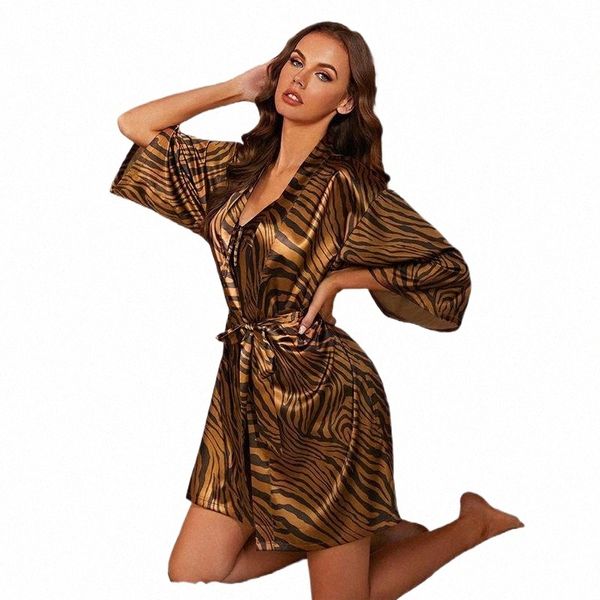 women's sleepwear ice silk pajamas summer suspender shorts outer robe three piece set home clothes nightgown morning bathrobe l8uh#, Black;red
women's sleepwear ice silk pajamas summer suspender shorts outer robe three piece set home clothes nightgown morning bathrobe l8uh#, Black;red