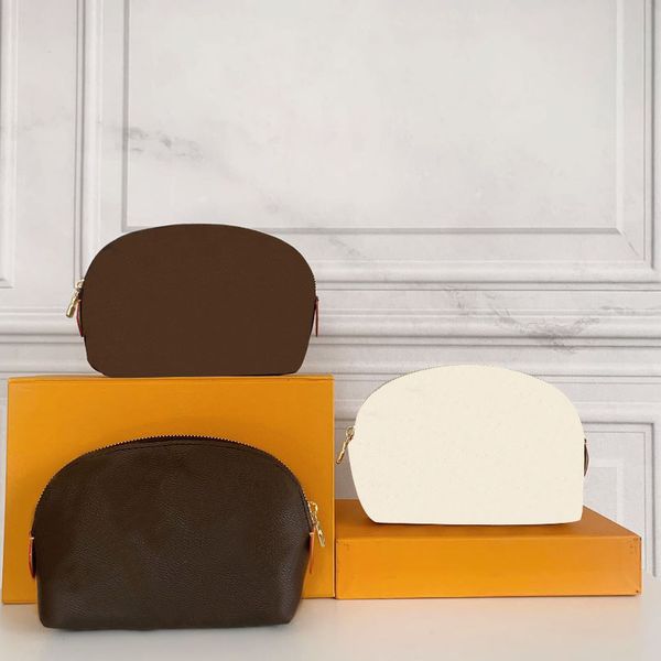 womens cosmetic bags cases makeup bag leather toiletry cosmetics pouch fashion women make up travel handbags purses mini coin purses clutch
womens cosmetic bags cases makeup bag leather toiletry cosmetics pouch fashion women make up travel handbags purses mini coin purses clutch