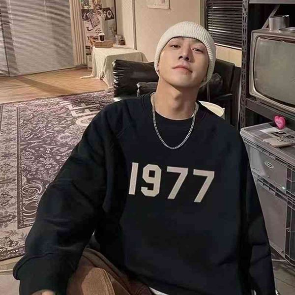 designer luxury men's hoodies cotton comfortable sweatshirt fog fear offod double lineessentilass flocking 1977 high street loose round, White;black
designer luxury men's hoodies cotton comfortable sweatshirt fog fear offod double lineessentilass flocking 1977 high street loose round, White;black