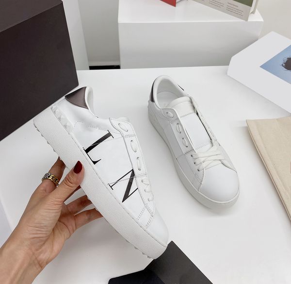 quality casual shoes open untitled studs sneaker mens be my red studs black heel silver white pink band ruthenium metallic leather luxury me
quality casual shoes open untitled studs sneaker mens be my red studs black heel silver white pink band ruthenium metallic leather luxury me