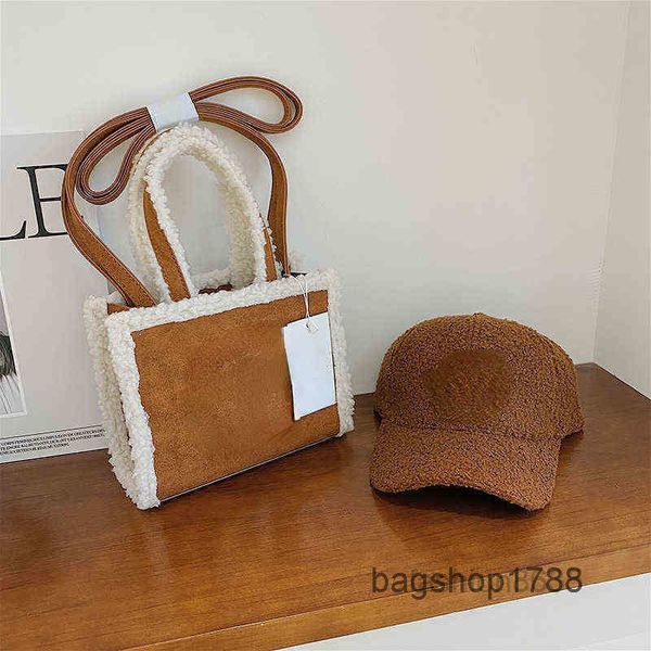 620s te shoulder bags evening bags bag winter famous brand warm pluisic crossbody shopping hbag caps women luxury soft fur zak hat set 22012
620s te shoulder bags evening bags bag winter famous brand warm pluisic crossbody shopping hbag caps women luxury soft fur zak hat set 22012