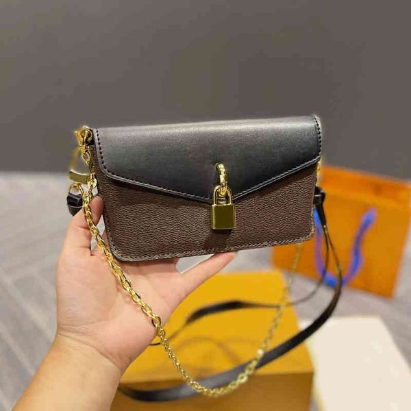 designer luxury women the tote bag fashion versatile handbags shoulder crossbody bags purse tories totes large capacity saddle wallets 7a b6
designer luxury women the tote bag fashion versatile handbags shoulder crossbody bags purse tories totes large capacity saddle wallets 7a b6