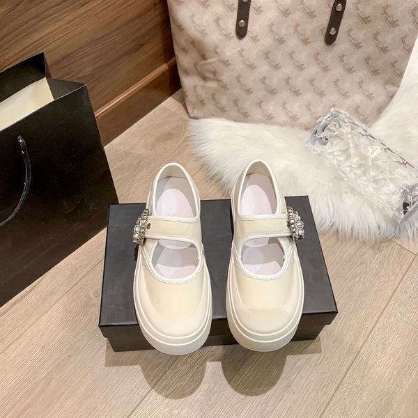 classic casual shoes girls mary jane mules women slippers flip flops flat outdoor sneakers slipper womens crystal rhinestone metal c branded, Black
classic casual shoes girls mary jane mules women slippers flip flops flat outdoor sneakers slipper womens crystal rhinestone metal c branded, Black