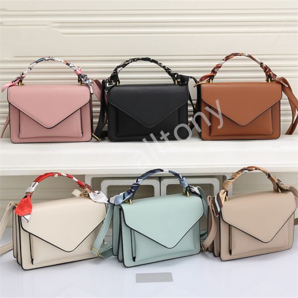 new luxurys designers messenger bag women totes fashion bags vintage printing quality high shoulder bag classic crossbody
new luxurys designers messenger bag women totes fashion bags vintage printing quality high shoulder bag classic crossbody
