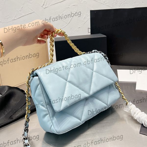 womens lambskin classic 19 quilted bags chain handle tote purse valentine crossbody shoulder turn lock medallion designer sacoche luxury han
womens lambskin classic 19 quilted bags chain handle tote purse valentine crossbody shoulder turn lock medallion designer sacoche luxury han
