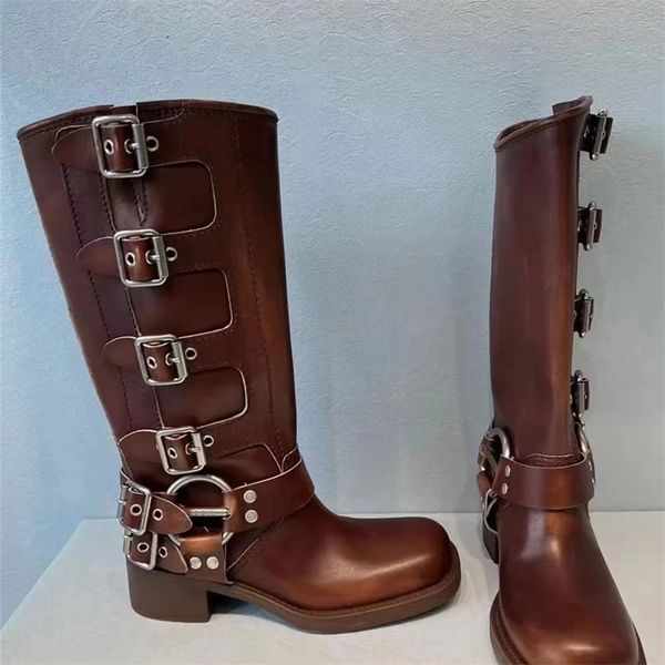 2022 new women knee high boots metal buckle rivets punk gothic winter long boots female footwear low-heeled middle tube shoes, Black
2022 new women knee high boots metal buckle rivets punk gothic winter long boots female footwear low-heeled middle tube shoes, Black