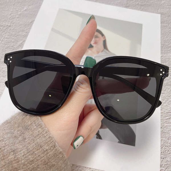 sunglassthree point sunglasses women s advanced sense ins men s fashion anti uv swing glasses, White;black
sunglassthree point sunglasses women s advanced sense ins men s fashion anti uv swing glasses, White;black