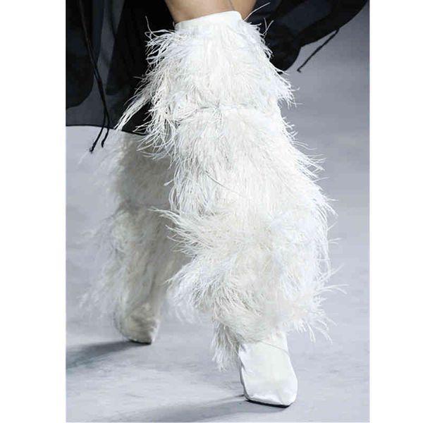 boots feather women high suede cross bound punch shoe party heel shoes ostrich feathers over the knee 220901, Black
boots feather women high suede cross bound punch shoe party heel shoes ostrich feathers over the knee 220901, Black