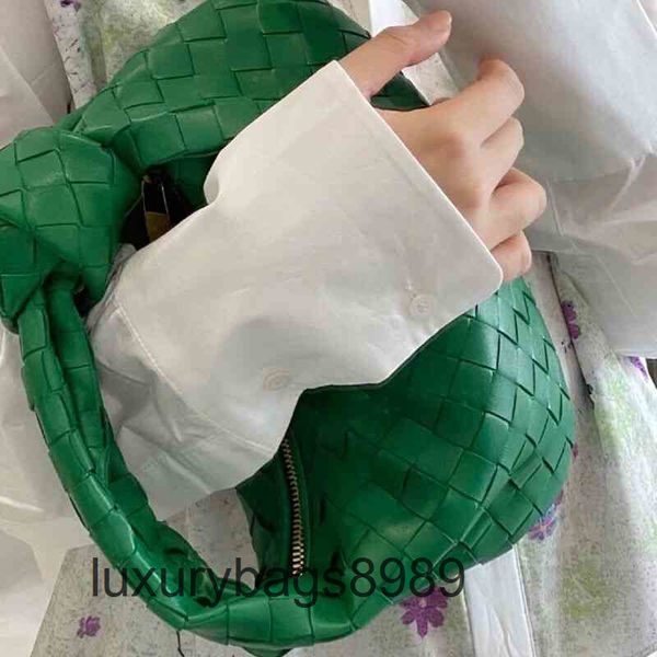 handbags venetas designer bottegas fashion cloud women's advanced sense woven leather hand fold bag shoulder crossbody cz 3vb0 a8gg
handbags venetas designer bottegas fashion cloud women's advanced sense woven leather hand fold bag shoulder crossbody cz 3vb0 a8gg