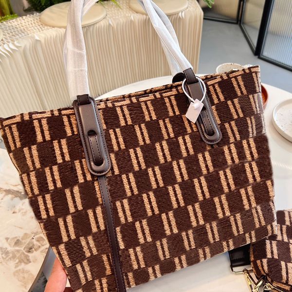 38cm vintage tote bag women designer crossbody shoulder handbags shopping bag canvas leather mini zipper purse large capacity classic letter
38cm vintage tote bag women designer crossbody shoulder handbags shopping bag canvas leather mini zipper purse large capacity classic letter
