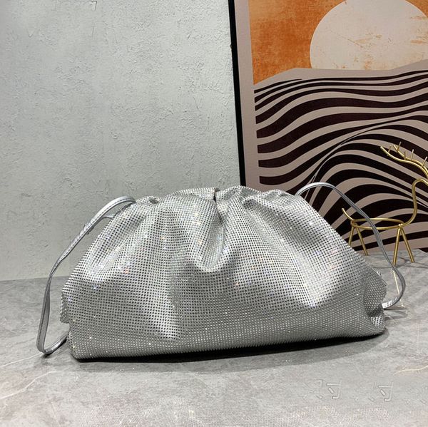 luxury shape evening bags pouch cloud handbag purse crossbody bags solid color clutch wallets magnetic closure nylon lining dinner sponge wi
luxury shape evening bags pouch cloud handbag purse crossbody bags solid color clutch wallets magnetic closure nylon lining dinner sponge wi