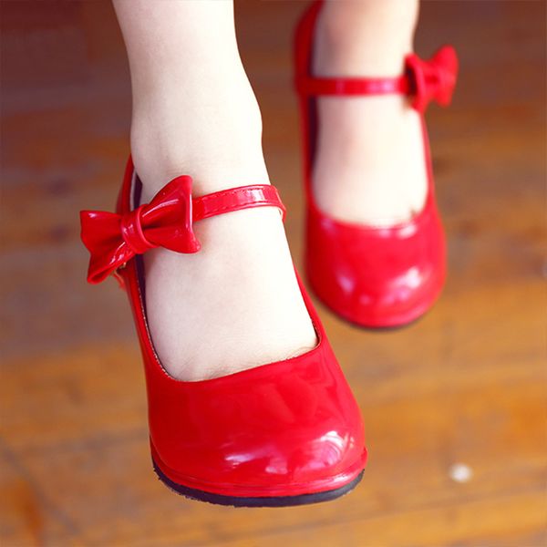sneakers girls princess high heels children s party wedding leather shoes spring autumn fashion bow tie non slip girl red kids 220915, Black;red
sneakers girls princess high heels children s party wedding leather shoes spring autumn fashion bow tie non slip girl red kids 220915, Black;red