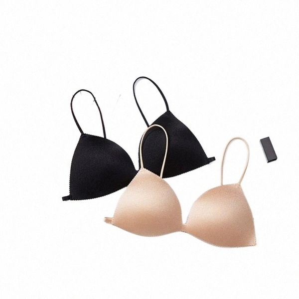 the french triangle cup gathers thin band bra without steel ring ladies underwear bras r1p5#, Red;black
the french triangle cup gathers thin band bra without steel ring ladies underwear bras r1p5#, Red;black