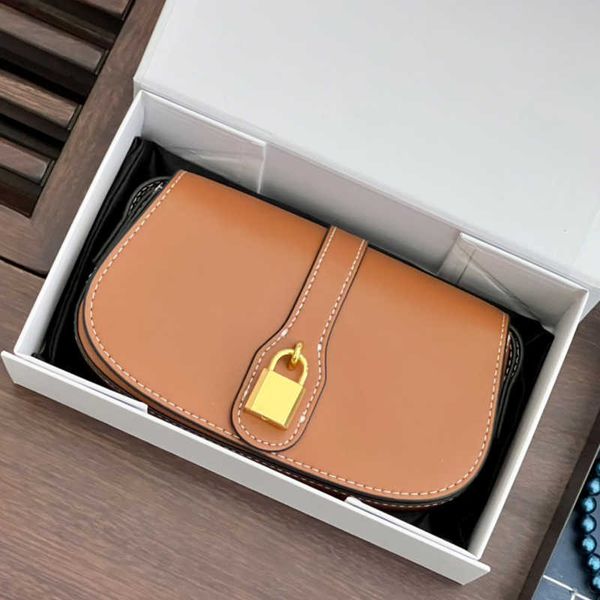 underarm bag classic leather designer bag women one shoulder diagonal bag brown fashion lock wallet wholesale
underarm bag classic leather designer bag women one shoulder diagonal bag brown fashion lock wallet wholesale