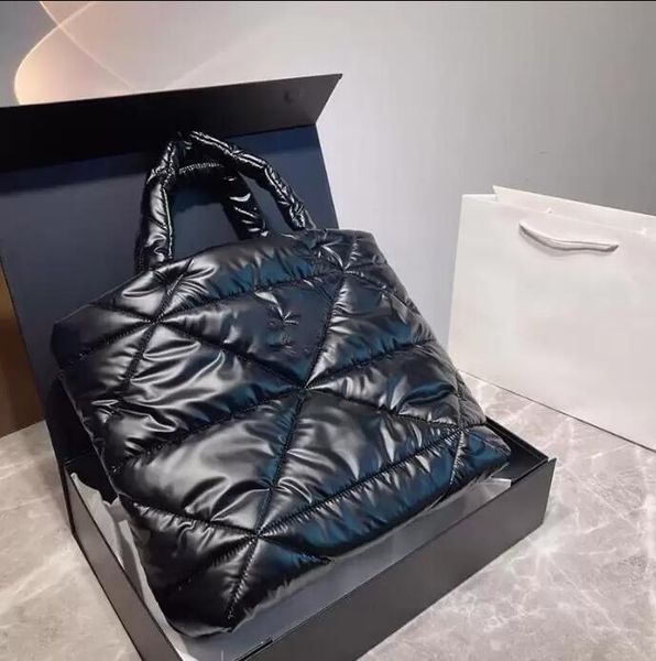 lq classic brand puffer shopping bags winter fashion famous luxury designer large capacity outdoor sacoche street white/beige/black handle t
lq classic brand puffer shopping bags winter fashion famous luxury designer large capacity outdoor sacoche street white/beige/black handle t