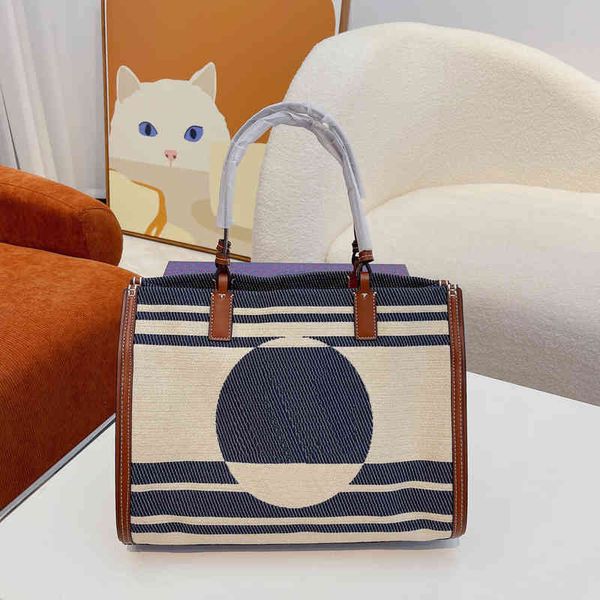 designer luxury women the tote bag fashion versatile handbags shoulder crossbody bags purse tories totes large capacity saddle wallets 7a wu
designer luxury women the tote bag fashion versatile handbags shoulder crossbody bags purse tories totes large capacity saddle wallets 7a wu