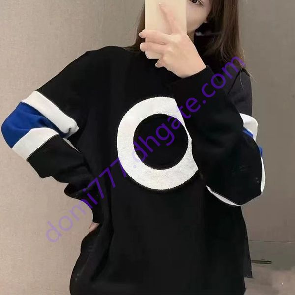fashion cashmere blend knitwear sweatshirts with embroidered letters logo for women and men hoodies s m l, Black
fashion cashmere blend knitwear sweatshirts with embroidered letters logo for women and men hoodies s m l, Black