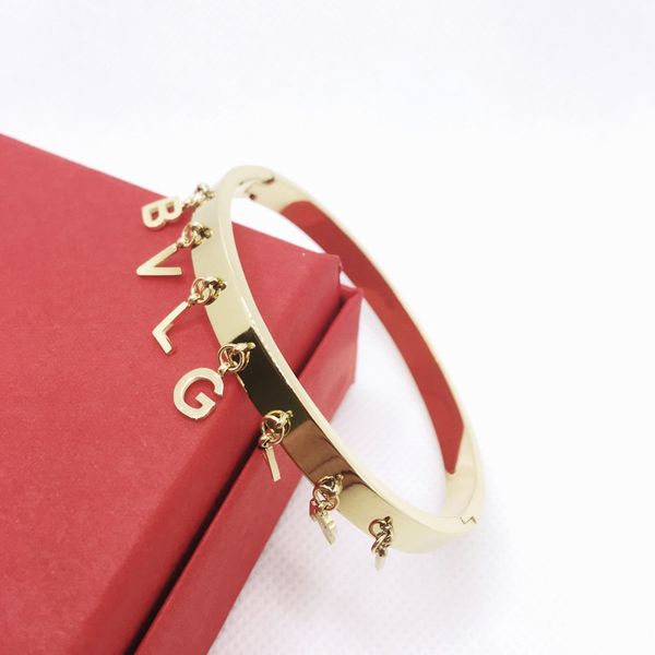 designer ladies bracelet charm fashion gold bangle girls valentine's day love gift 316 titanium steel jewelry factory, Black
designer ladies bracelet charm fashion gold bangle girls valentine's day love gift 316 titanium steel jewelry factory, Black