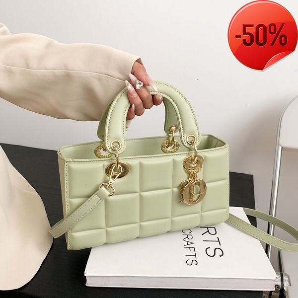 designer bags lattice princess diana women's 2022 new fashion portable trend one shoulder versatile texture messenger
designer bags lattice princess diana women's 2022 new fashion portable trend one shoulder versatile texture messenger