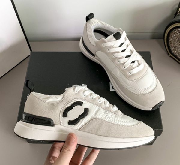 new luxury brand casual shoes women sneakers designer low flat toe flat black blue suede
new luxury brand casual shoes women sneakers designer low flat toe flat black blue suede