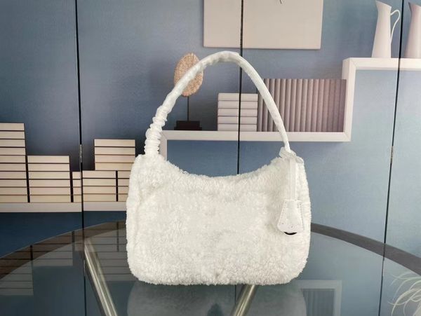 cleo bag autumn and winter white high class designer pras daes new women's crossboby bags lamb wool armpit teddy bag
cleo bag autumn and winter white high class designer pras daes new women's crossboby bags lamb wool armpit teddy bag