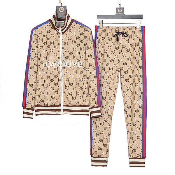 2022mens tracksuits sweater trousers set designer hoodies streetwear sweatshirts quality sports suit embroidery plush letter decoration size, Gray
2022mens tracksuits sweater trousers set designer hoodies streetwear sweatshirts quality sports suit embroidery plush letter decoration size, Gray
