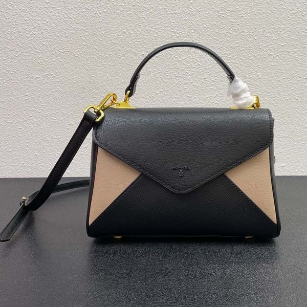 women designers handbag crossbody shoulder bags luxury purses genuine leather cross body leather totes bag large capacity simple elegance
women designers handbag crossbody shoulder bags luxury purses genuine leather cross body leather totes bag large capacity simple elegance