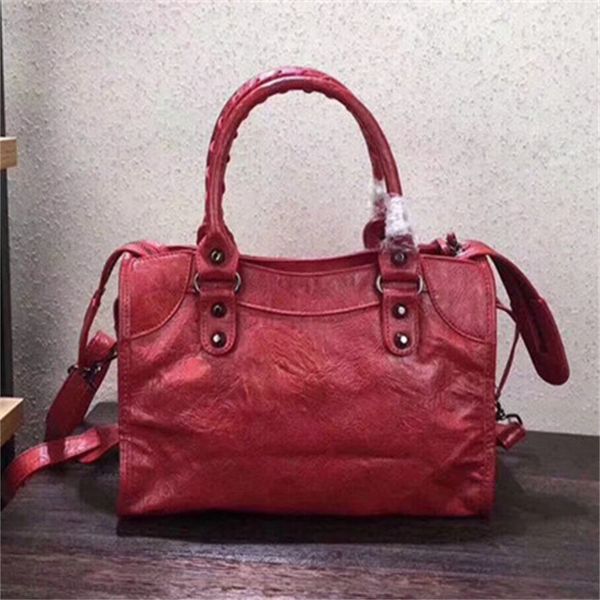 classic vintage tassel chain city mini bags lady real leather handle shoulder bag studs solid medium motorcycle
classic vintage tassel chain city mini bags lady real leather handle shoulder bag studs solid medium motorcycle