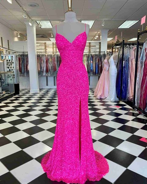 2023 elegant sparkle sequines split mermaid evening dresses v-neck sleeveless women party night spaghetti straps long prom dress, Black;red
2023 elegant sparkle sequines split mermaid evening dresses v-neck sleeveless women party night spaghetti straps long prom dress, Black;red
