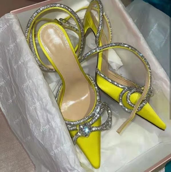 luxurys dress shoes women pumps lady shoes high heels prom shoes runway style glitter rhinestones crystal bowknot satin summer leather size, Black
luxurys dress shoes women pumps lady shoes high heels prom shoes runway style glitter rhinestones crystal bowknot satin summer leather size, Black