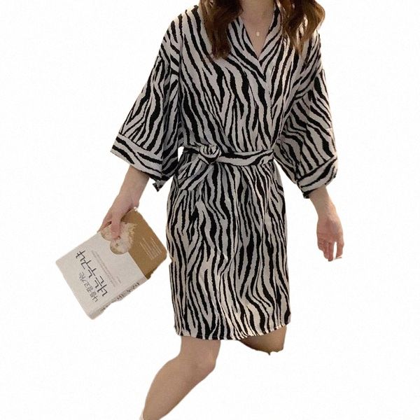 women's sleepwear satin robe female intimate lingerie silky bridal wedding gift casual kimono bathrobe gown nightgown leopard night w0u, Black;red
women's sleepwear satin robe female intimate lingerie silky bridal wedding gift casual kimono bathrobe gown nightgown leopard night w0u, Black;red