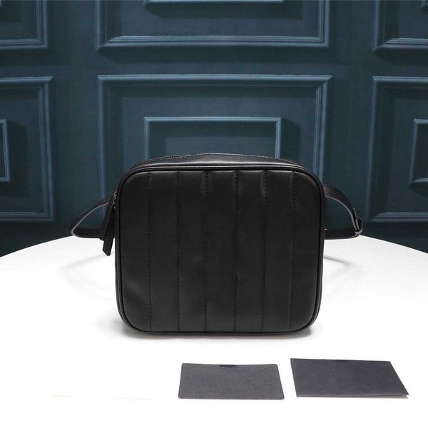 5a messenger bag spring and summer tassel single shoulder diagonal span small square bag leather hardware
5a messenger bag spring and summer tassel single shoulder diagonal span small square bag leather hardware