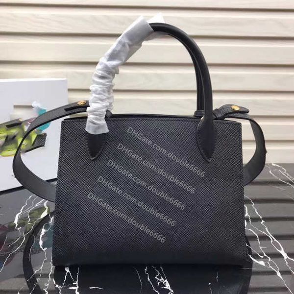 7a quality designers bags s classical crossbody leather handbags fashionable leather shoulder bag
7a quality designers bags s classical crossbody leather handbags fashionable leather shoulder bag