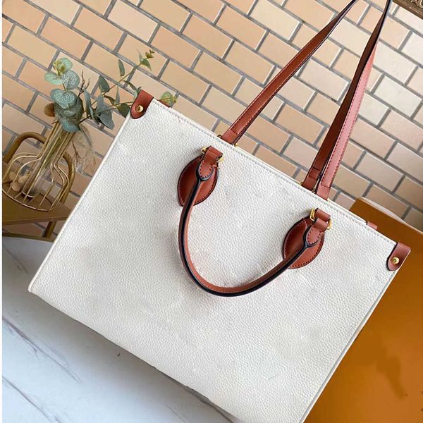 luxurys designers bags messenger bag women totes fashion vintage printing shoulder bags classic crossbody
luxurys designers bags messenger bag women totes fashion vintage printing shoulder bags classic crossbody