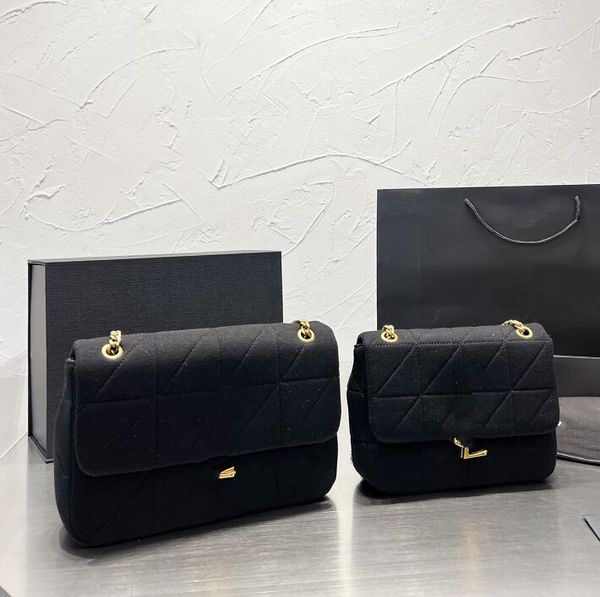 classic women envelope bag felt crossbody bags underarm gold chains shoulder bag flip handbags lady handbag purse fashion letters purse
classic women envelope bag felt crossbody bags underarm gold chains shoulder bag flip handbags lady handbag purse fashion letters purse