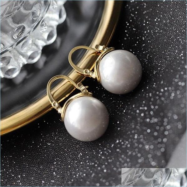 charm pearl ear buckle charm earrings womens s925 drop net red real new fashion 1828 q2 delivery 2021 jewelry dhseller2010 dhhqp, Golden
charm pearl ear buckle charm earrings womens s925 drop net red real new fashion 1828 q2 delivery 2021 jewelry dhseller2010 dhhqp, Golden