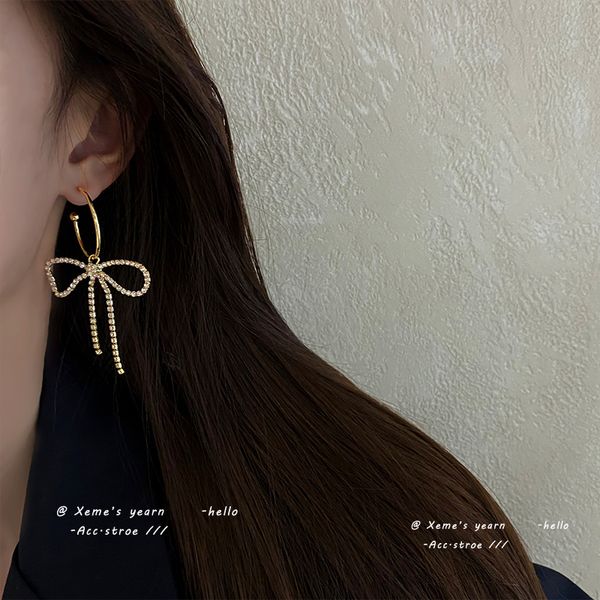 french romantic inlaid zircon exaggerated large bow pendant earrings korean fashion jewelry for womans temperament accessories, Silver
french romantic inlaid zircon exaggerated large bow pendant earrings korean fashion jewelry for womans temperament accessories, Silver