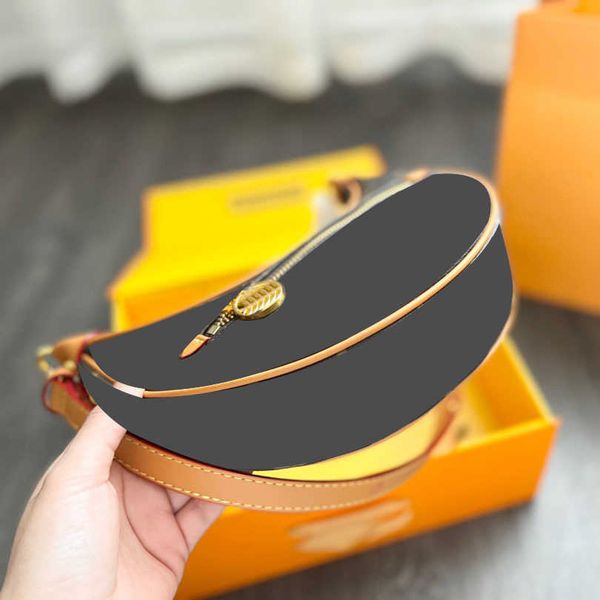 cosmetic bags cases luxury designer hourglass bag ladies crocodile pattern shoulder bags leather ladiess handbag presbyopia
cosmetic bags cases luxury designer hourglass bag ladies crocodile pattern shoulder bags leather ladiess handbag presbyopia