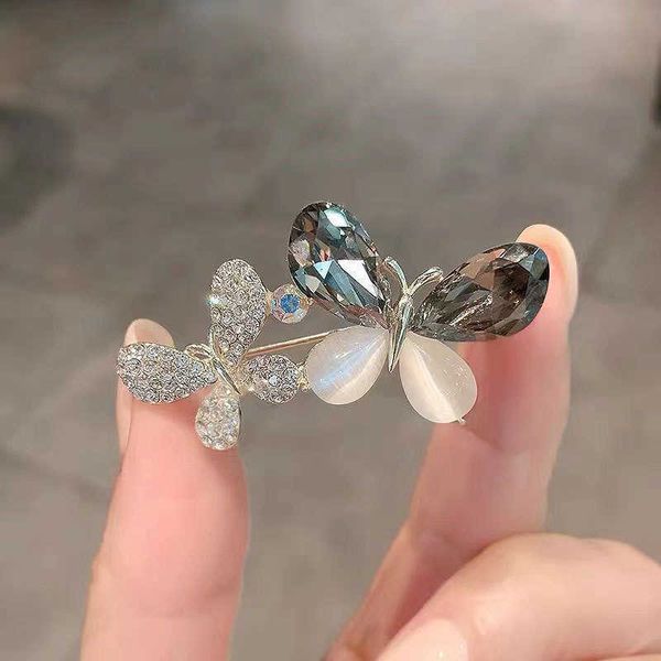korean high-grade crystal butterfly brooch fashion versatile white-collar brooch professional suit coat sweater pin buckle, Gray
korean high-grade crystal butterfly brooch fashion versatile white-collar brooch professional suit coat sweater pin buckle, Gray