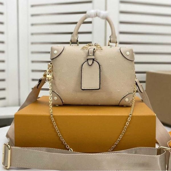 luxury women bag women's handbags fashion high-quality leather embroidery and removable wide shoulder strap mini square bags
luxury women bag women's handbags fashion high-quality leather embroidery and removable wide shoulder strap mini square bags