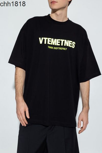 men's t-shirts legal fashion brand vetementss events black logo letter male and female couple short sleeve t-shirt, White;black
men's t-shirts legal fashion brand vetementss events black logo letter male and female couple short sleeve t-shirt, White;black