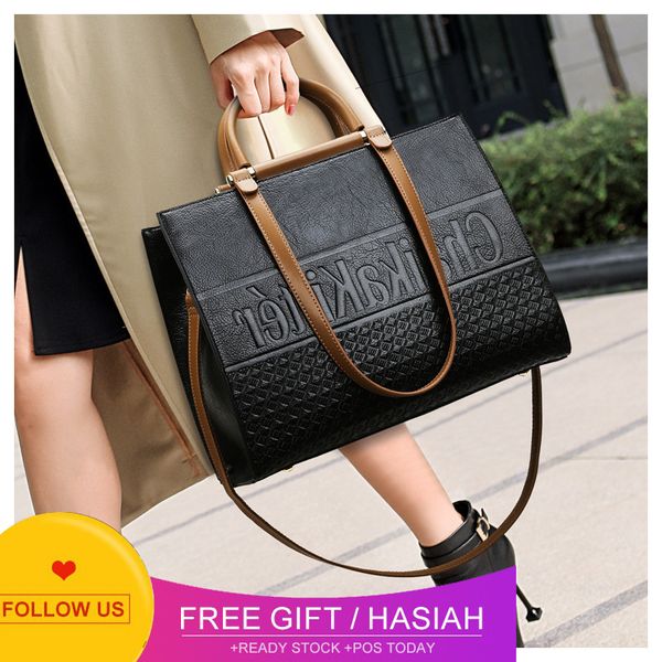 designer bags new mother's handbag commuter large capacity mummy bag fashion temperament atmosphere business
designer bags new mother's handbag commuter large capacity mummy bag fashion temperament atmosphere business