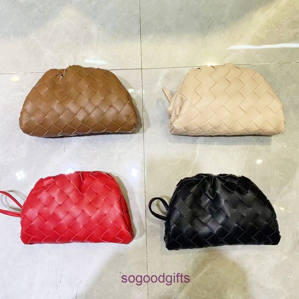 pouch bag designer bottegas handbags women venetas clutch bags mini woven cloud bag soft skin dumpling 2022 new korean women's fashion
pouch bag designer bottegas handbags women venetas clutch bags mini woven cloud bag soft skin dumpling 2022 new korean women's fashion