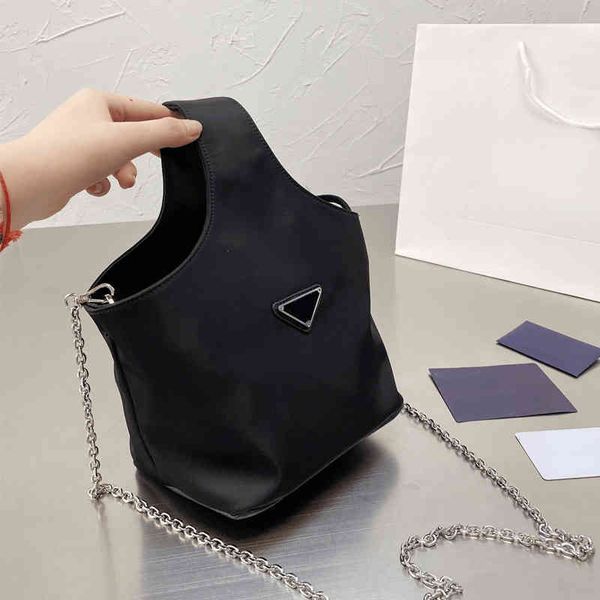 designer luxury women the tote bag fashion versatile handbags shoulder crossbody bags purse telfars totes large capacity saddle wallets 7a o
designer luxury women the tote bag fashion versatile handbags shoulder crossbody bags purse telfars totes large capacity saddle wallets 7a o
