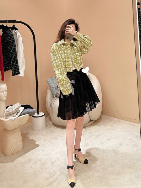 chan women's brand jacket 2022 new autumn winter western suit jacket logo high-end fashion coat cardigan designer women spring houndsto, Black;brown
chan women's brand jacket 2022 new autumn winter western suit jacket logo high-end fashion coat cardigan designer women spring houndsto, Black;brown