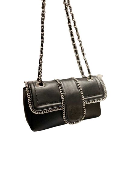 22ss women beautiful chain bag shoulder bags luxury designer special counter catwalk fashion bags shopping satchels black white leather
22ss women beautiful chain bag shoulder bags luxury designer special counter catwalk fashion bags shopping satchels black white leather